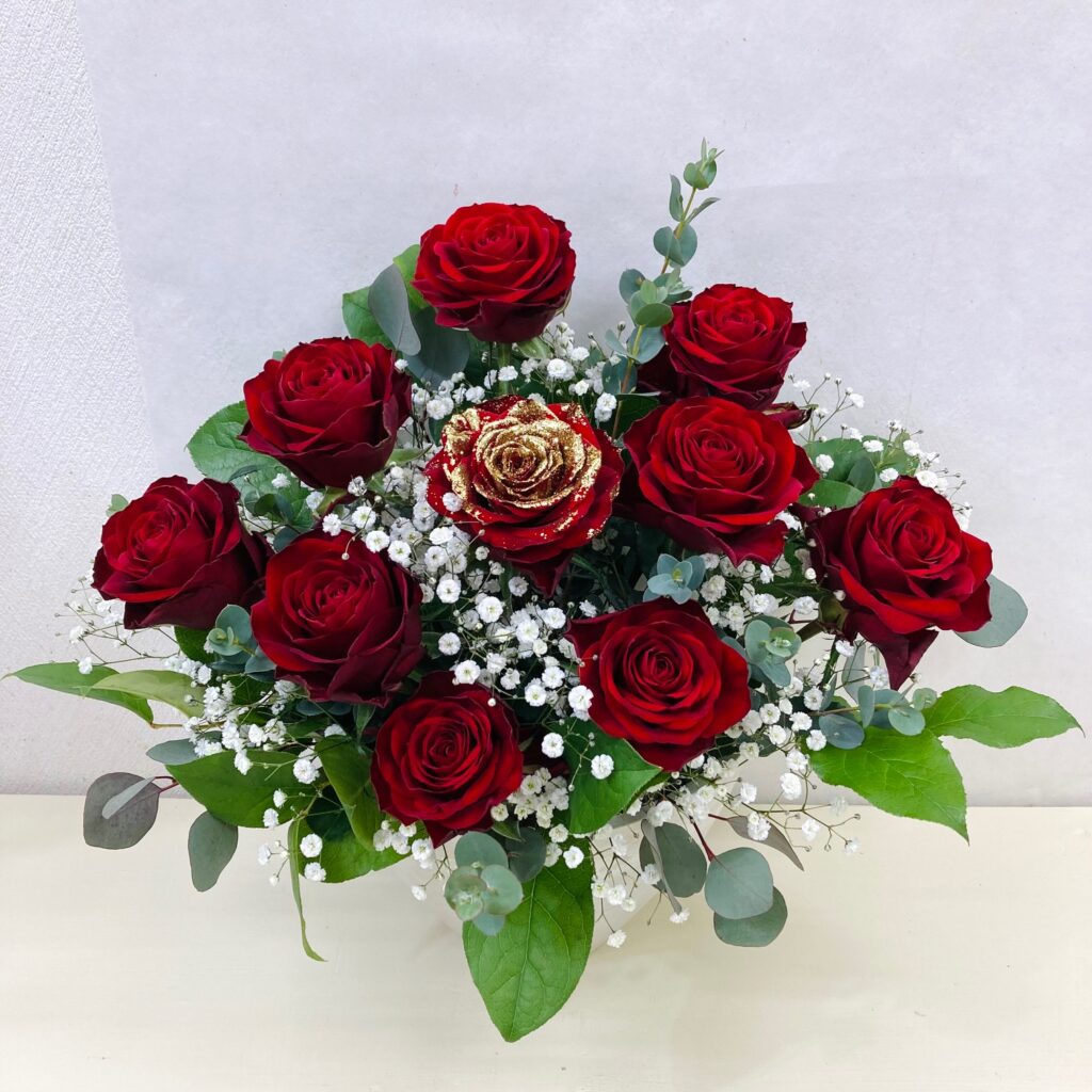 アレンジメント/バラ/赤バラ/ラメ付きのバラ/華やか/バラ10本/誕生日